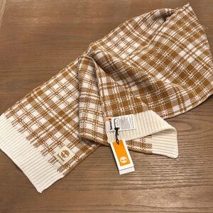Timberland Brown and White Knit Scarf